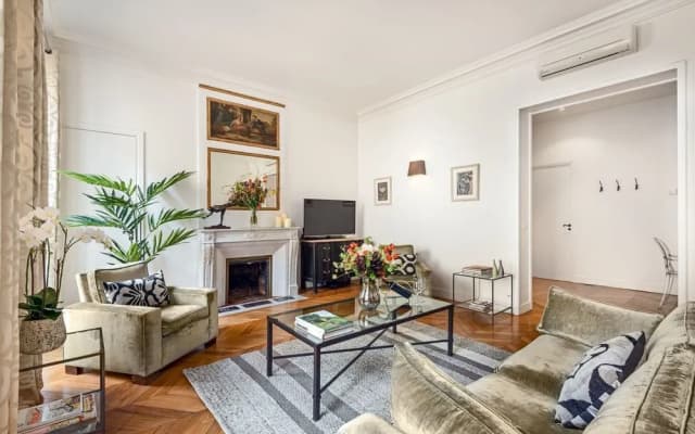 Rue Honore Chevalier - Two Bedroom Apartment - photo 5