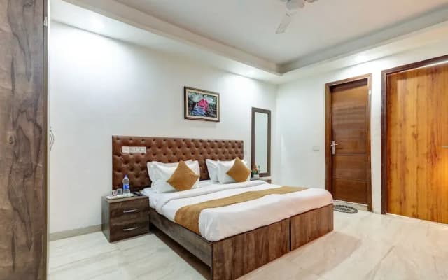 Mauryan Elite Hotel Qutab Minar Metro Station - photo 5