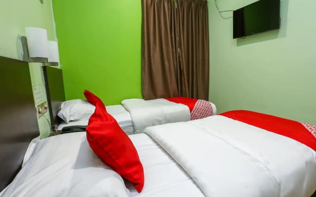 OYO 90099 G Home Hotel, Kota Bharu, Kelantan - photo 3