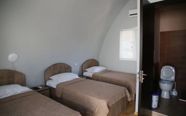 Atrium Hotel - photo 3