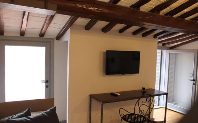 Piazza Del Popolo Rooms - photo 2