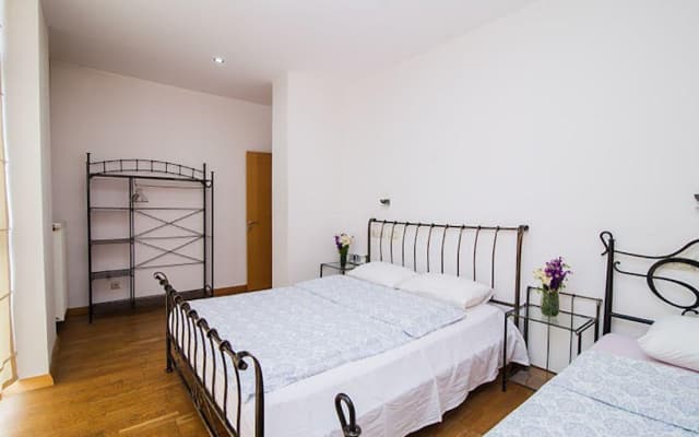Confiant Hotel - photo 3