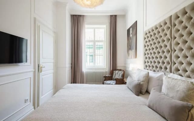 Broadway Residence - photo 5