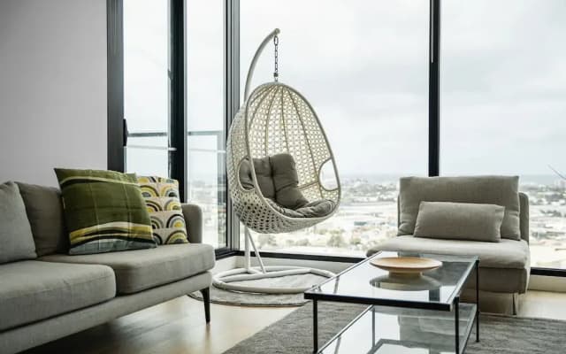 2-bed With Harbour Views & Outstanding Amenities - photo 5