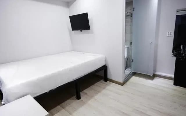 Dongdaemun Stay Hostel - photo 2