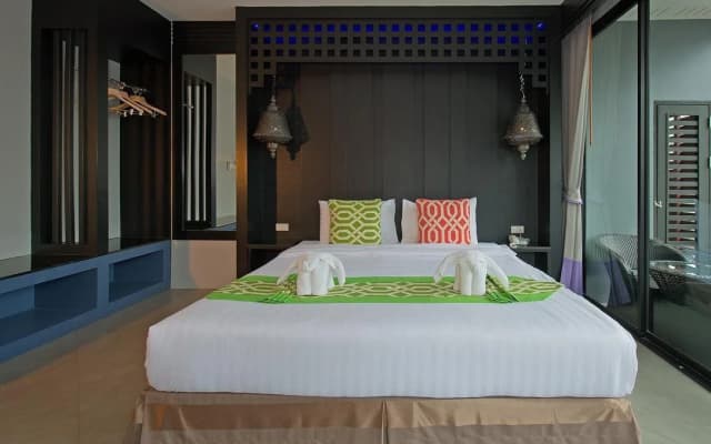 Srisawara Casa Hotel - photo 2