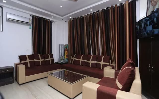 The Curtis By OYO Rooms - photo 5