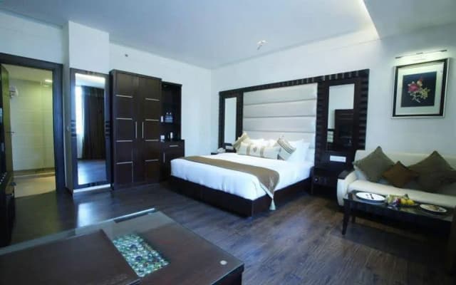 Parkland Grand Kapashera - photo 3