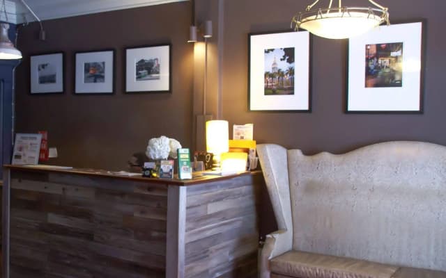Dakota Hostel and Hotel - photo 3