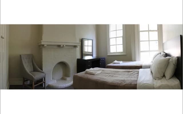 Keg & Brew Hotel - photo 4