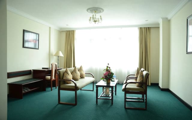 Saigontourane Hotel - photo 4