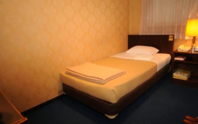 Hotel Kangetsuso - photo 2