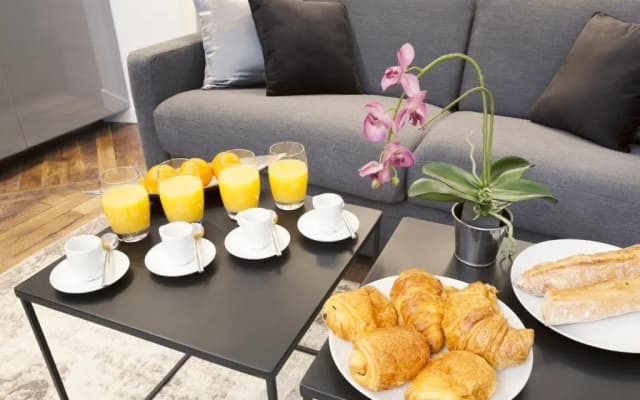 Luxury 2 Bedrooms Grands-Boulevards I by Livinparis - photo 2