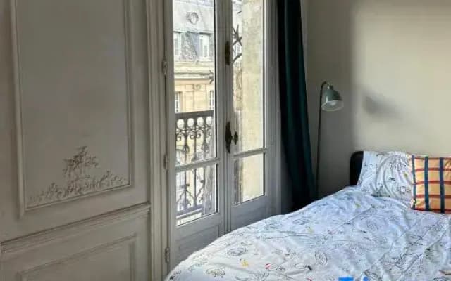 Modern Haussmann Apartment in Paris 8 - photo 3