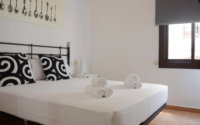 Beach Apartments - photo 2