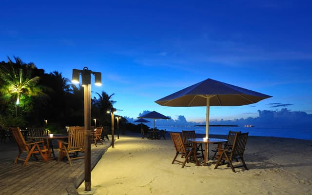 Holiday Island Resort & Spa - photo 5