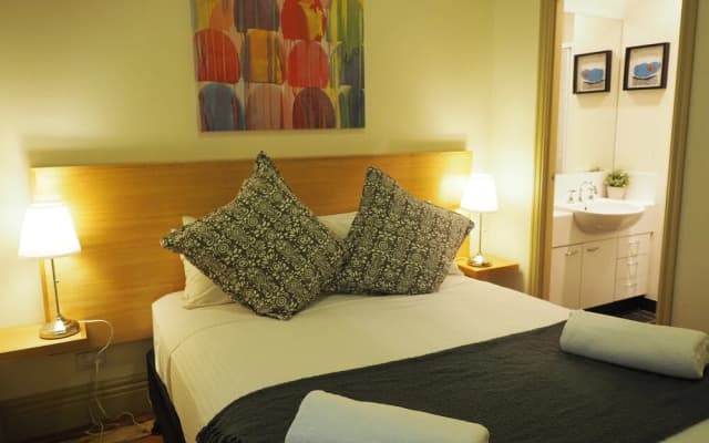 Flinders Lane Apartments formally Melbourne City Stays - photo 3