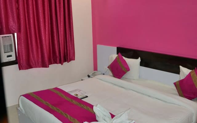 Airport Hotel Star Inn - photo 3