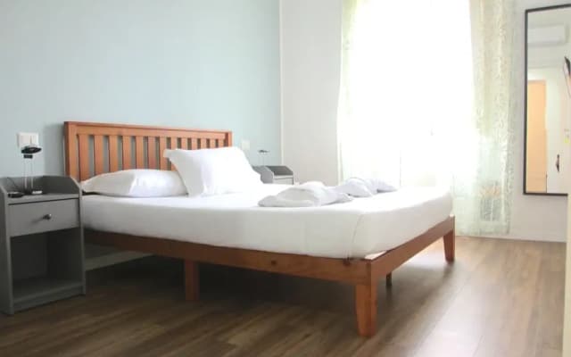 Lexie Suites Guesthouse - photo 3