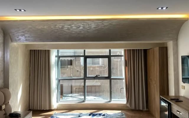 Golden Season Hotel - photo 2
