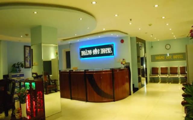 Hoang Cuc Hotel - photo 2