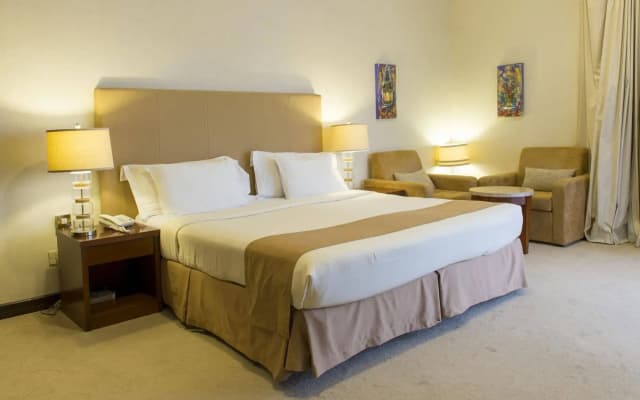 Al Qurum Resort - photo 4