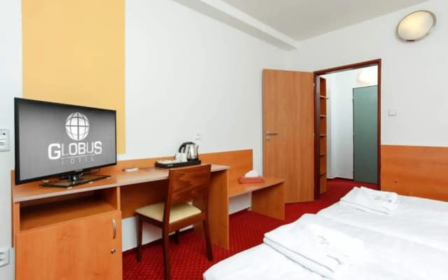 Hotel Globus - photo 3
