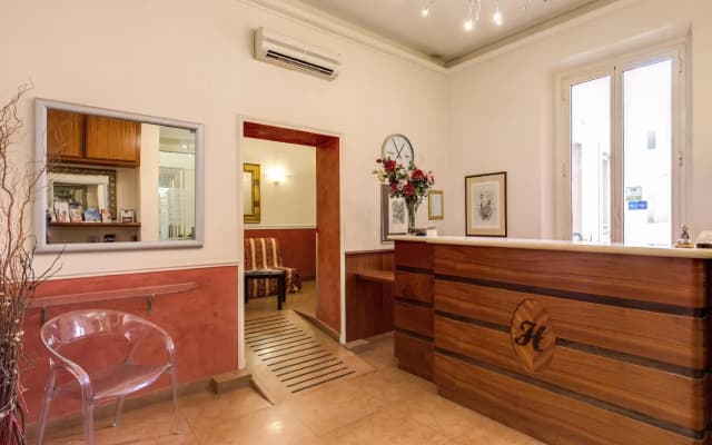 Everest Inn Rome - photo 2