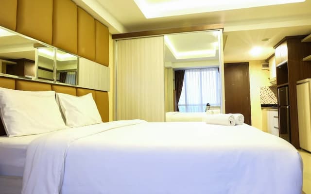 Modern Furnished Studio Apartment Near MT Haryono And Cawang - photo 3