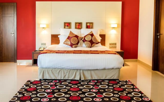 Coral Muscat Hotel & Apartment - photo 3