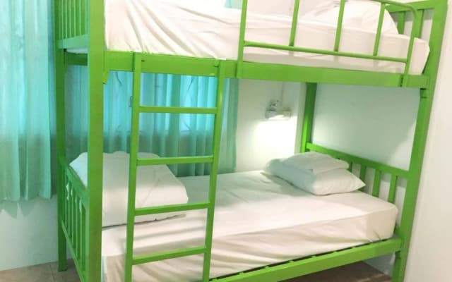 Chill Bed Hostel - photo 4