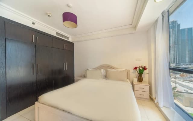 Cozy Modern JLT Flat Next to Metro - photo 5