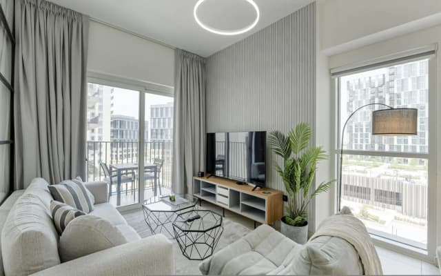 Luxury at Socio Dubai Hills 2 Beds Sleeps 4 - photo 3