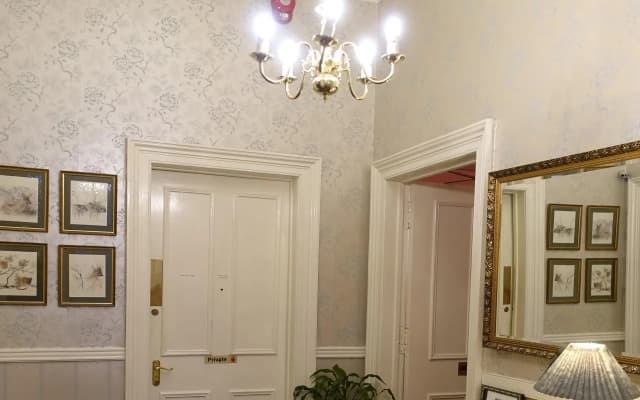 Ashgrove House - photo 4
