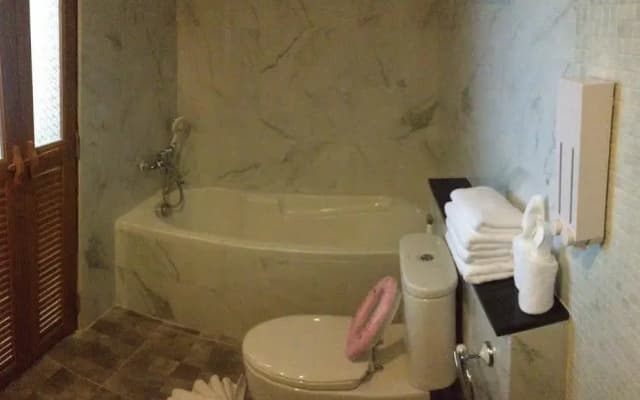Family House - photo 4