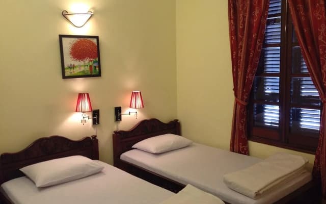 Phong Lan Hotel - photo 5