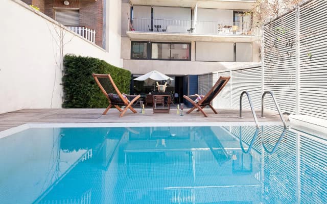 Private Pool Garden Apartments - photo 3