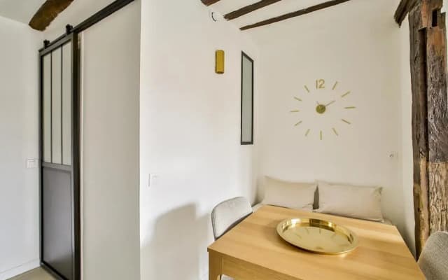 New&renovated cosy flat in The marais !!! 4-5 pers - photo 2