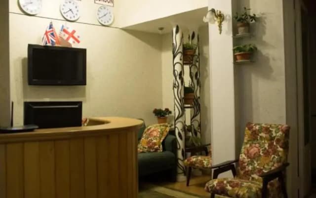 Arta Hotel - photo 2