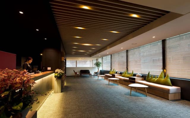 Metro Hotel - photo 2