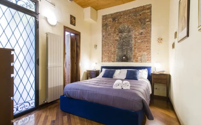 Romantic and Charming Apartments - photo 5