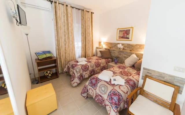 Vebis Guesthouse - photo 4