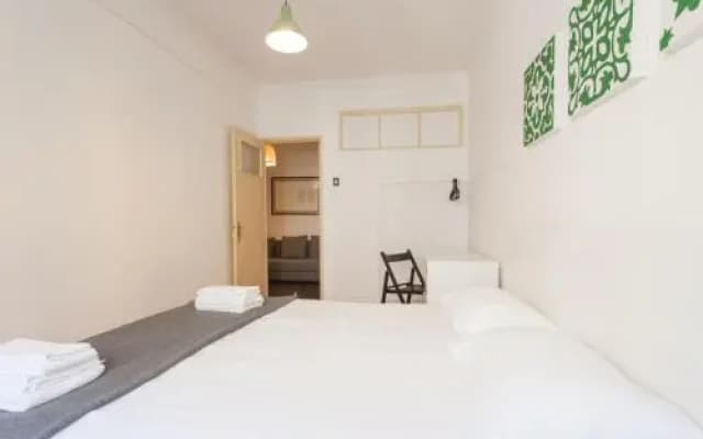 Bed at Lisbon Graça - photo 2