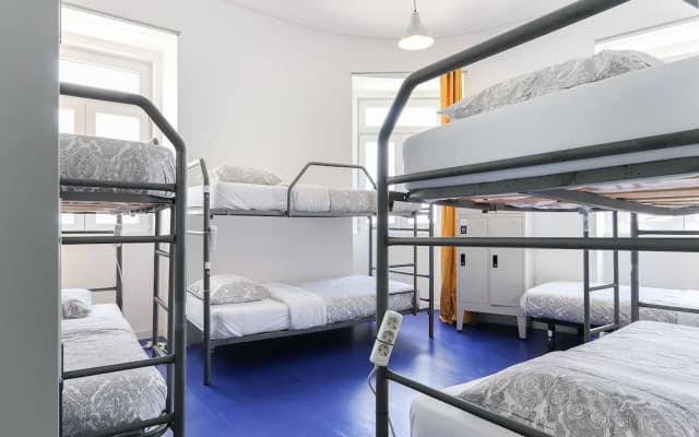 Kab+1 Hostel - photo 4