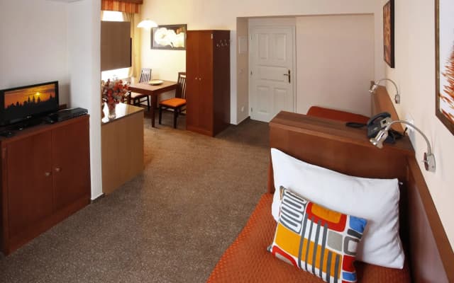 Anyday Apartments - photo 3