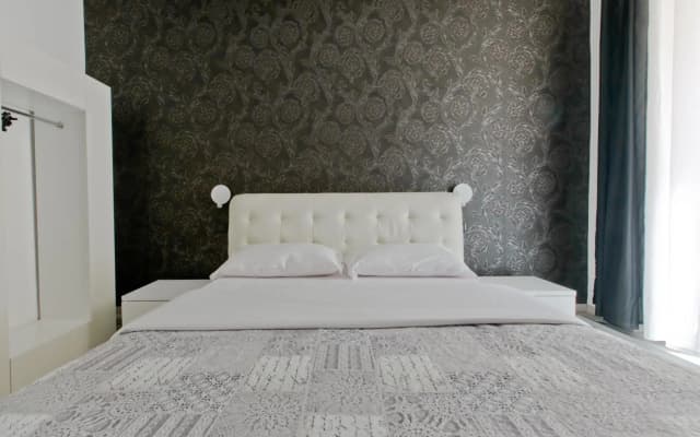 New Rome House 2 - photo 2