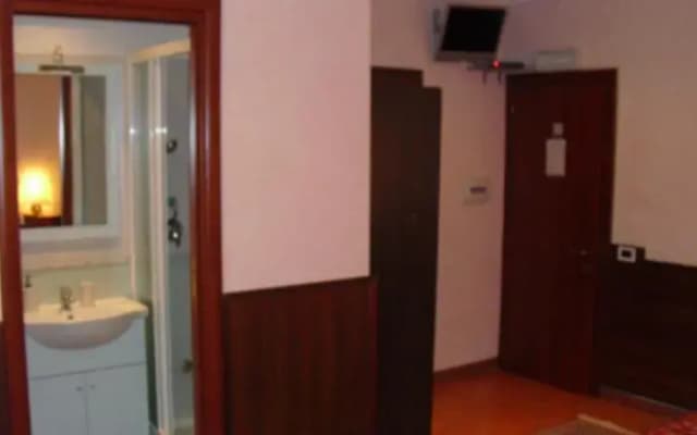 Asian Rest House - photo 3