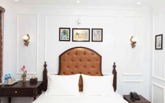 Paddy Hotel - photo 2