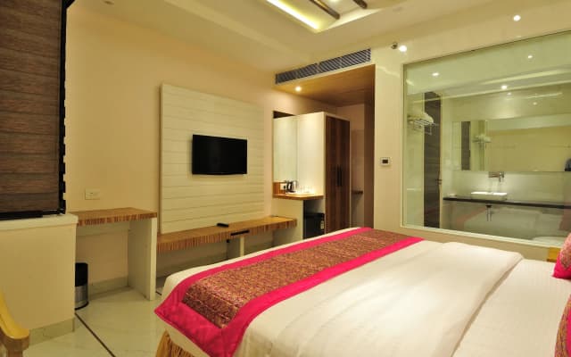 Hotel Aman Continental - photo 4