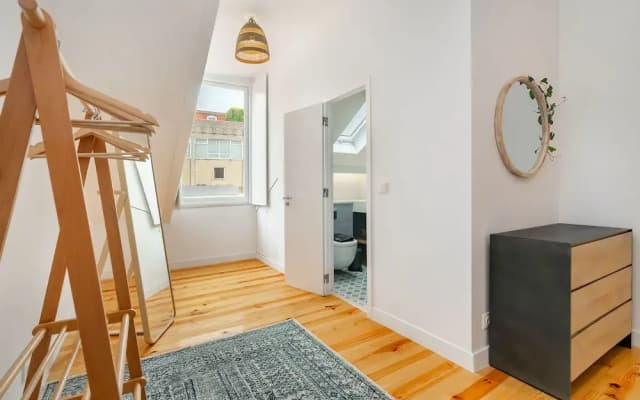 Riverside View 2-Bed For Remote Workers & Digital Nomads - photo 3